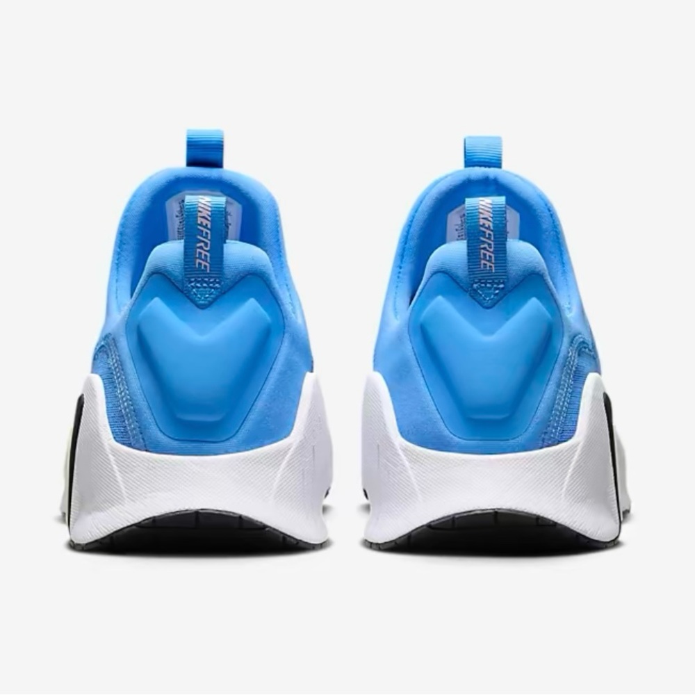 Nike Women's Athletic Shoes in Light Blue and White - Picture 5 of 13